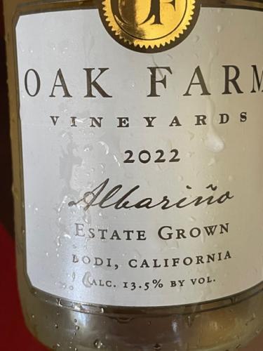 Oak Farm - Albariño - 2022